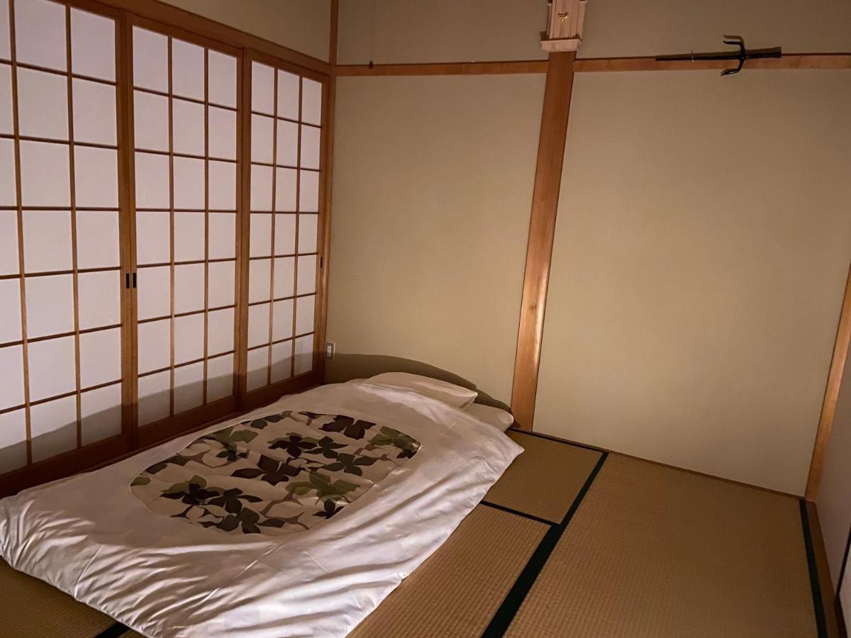 Takayama Ninja House Hotel Exterior photo