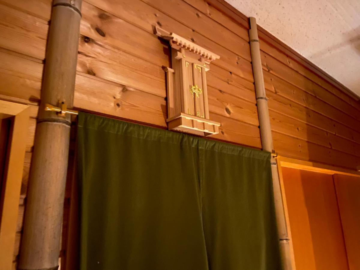 Takayama Ninja House Hotel Exterior photo