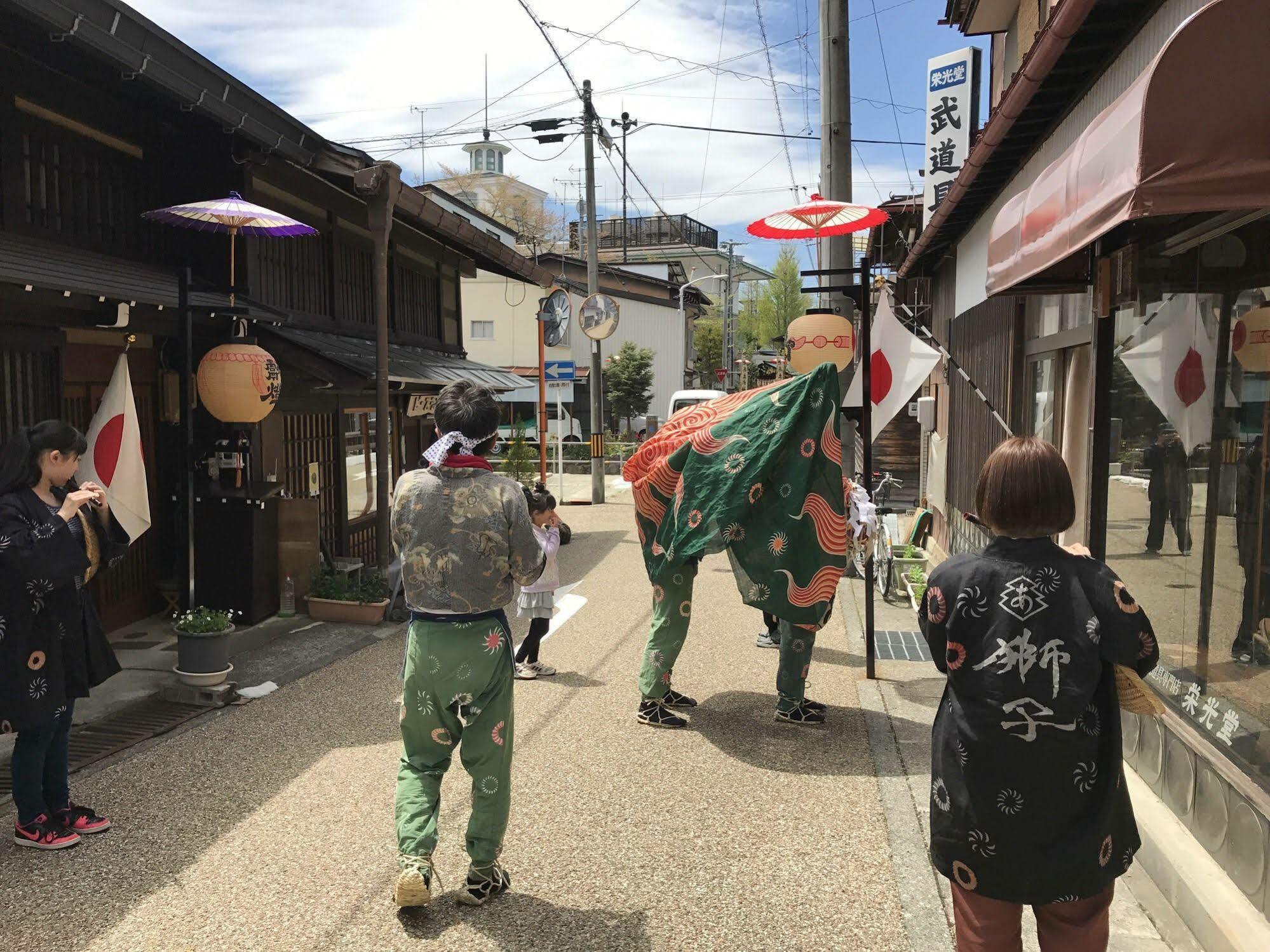 Takayama Ninja House Hotel Exterior photo